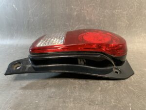 Toyota Porte NCP141 NCP145 Taillight / STANLEY 52-257 / Left Side x1