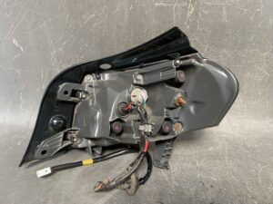 TOYOTA SAI AZK10 Genuine Taillight / KOITO 75-16 / Left Side x1