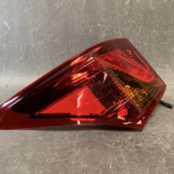 LEXUS GS GWL10 Genuine Taillight / KOITO 30-392 / Left Side x1