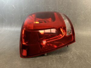 Volkswagen POLO 6RCBZ Genuine Taillight / 6R0 945 257 B / Left Side x1