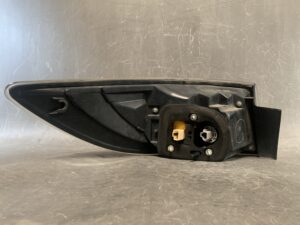 MAZDA MAZDA6 ATENZA GH5AW Genuine Taillight / KOITO 220-41095 / Right Side x1