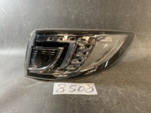 MAZDA MAZDA6 ATENZA GH Taillight KOITO 220-41095 Right Side x1