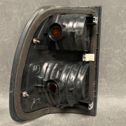 TOYOTA 100 series LandCruiser Genuine Taillight / KOITO 60-72 / Right Side x1