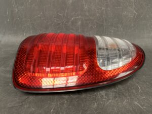 TOYOTA 100 series LandCruiser Genuine Taillight / KOITO 60-72 / Right Side x1