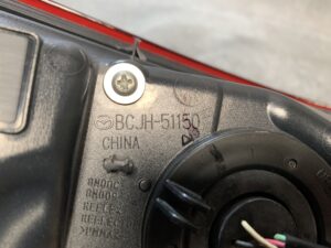 MAZDA MAZDA3 BP8P Genuine Taillight / KOITO 220-8N00A / Right Side x1