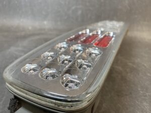 NISSAN CUBE Z11 BZ11 YZ11 BNZ11 Genuine Taillight / ICHIKOH D052 / Right Side x1