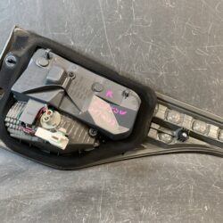 TOYOTA ESTIMA ACR50W Genuine Taillight / ICHIKOH 28-197/ Right Side x1