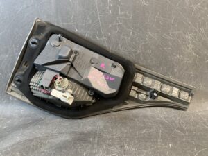 TOYOTA ESTIMA ACR50W Genuine Taillight / ICHIKOH 28-197/ Right Side x1