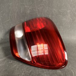 TOYOTA IPSUM ACM21 Genuine Taillight / KOITO 44-36 / Right Side x1