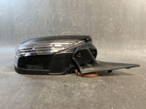 SUBARU LEGACY BPL Door Mirror/ MITSUBA VC02-015 / Right Side x1