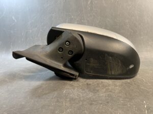 MAZDA DEMIO DE DEJFS DE3FS DE5FS Genuine Door Mirror / ISHIZAKI 525 526 / Left Side x1