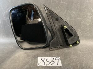 NISSAN CARAVAN VW6E26 Genuine Door Mirror/ MURAKAMI 8584 8578/ Left Side x1
