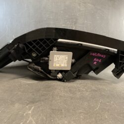 HONDA STREAM RN6 Genuine HID Headlight / KOITO 100-22652/ Right Side x1