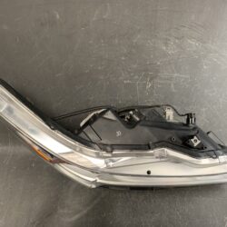 HONDA STREAM RN6 Genuine HID Headlight / KOITO 100-22652/ Right Side x1