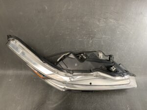 HONDA STREAM RN6 Genuine HID Headlight / KOITO 100-22652/ Right Side x1