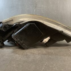 TOYOTA IPSUM ACM21 Genuine Headlight /KOITO 44-32 / Right Side x1