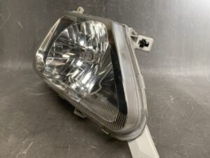 NISSAN SERENA C24 Genuine Headlight / ICHIKOH 1658/ Right Side x1