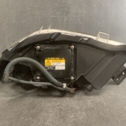 TOYOTA COROLLA RUMION NZE151 Genuine HID Headlight / ICHIKOH 12-540/ Right Side x1