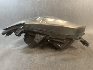 Subaru Impreza WRX GG2 Genuine Headlight / ICHIKOH 1770/ Left Side x1