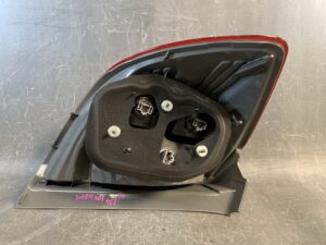 HONDA FIT JAZZ GE GE6 GE7 GE8 GE9 Genuine Taillight STANLEY P7030R Right Side x1