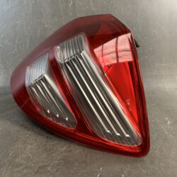 HONDA FIT JAZZ GE GE6 GE7 GE8 GE9 Genuine Taillight STANLEY P7030R Right Side x1