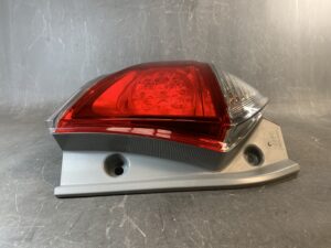 TOYOTA RACTIS NCP120 Genuine Taillight KOITO 52-223 Left Side x1