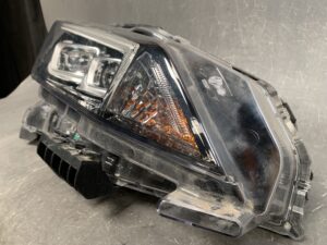 NISSAN LEAF ZE1 Genuine Headlight ICHIKOH 1954 Right Side x1