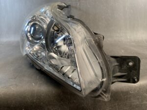 SUBARU LEGACY BR BM BRM BR9 BM9 HID Headlight / KOITO 100-20061 / Right Side x1