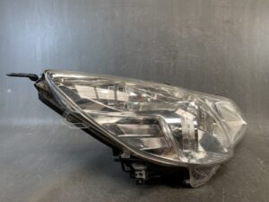 SUBARU LEGACY BR BM BRM BR9 BM9 HID Headlight / KOITO 100-20061 / Right Side x1
