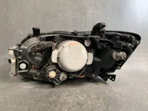 SUBARU LEGACY BP5 HID HEADLIGHT Head light KOITO 100-20791 RIGHT Side x1