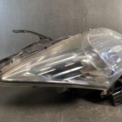 HONDA FREED GB GB3 GB4 Genuine HID Headlight / KOITO 100-62054 / Right Side x1