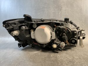 SUBARU LEGACY BP5 HID HEADLIGHT Head light KOITO 100-20791 LEFT Side x1