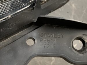 MAZDA DEMIO DE3FS Genuine Headlight STANLEY P6514R Right Side x1