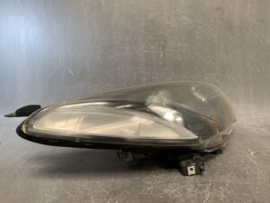 MAZDA DEMIO DE3FS Genuine Headlight STANLEY P6514R Right Side x1