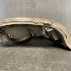 TOYOTA HI-ACE H200 Genuine Headlight KOITO 26-117 Right Side x1