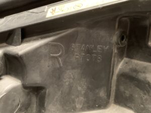 TOYOTA CROWN ATHLETE GRS200 Genuine Headlight STANLEY P7078 Right Side x1