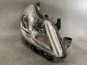 TOYOTA CROWN ATHLETE GRS200 Genuine Headlight STANLEY P7078 Right Side x1