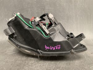 TOYOTA VOXY ZRR70 Genuine Headlight KOITO 28-224 Left Side x1