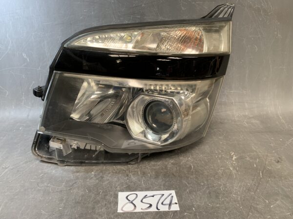 TOYOTA NOAH VOXY ZRR70 ZRR75 HID Headlight KOITO 28-224 Left Side x1 » JDM-PARTS NZ