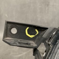 MITSUBISHI DELICA MB15 Genuine Headlight LE10G6223 Left Side x1