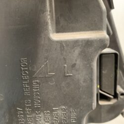 MITSUBISHI DELICA MB15 Genuine Headlight LE10G6223 Left Side x1