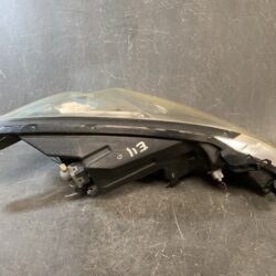 TOYOTA AQUA Prius C NHP10 Genuine Headlight ICHIKOH VALEO H005 Left Side x1