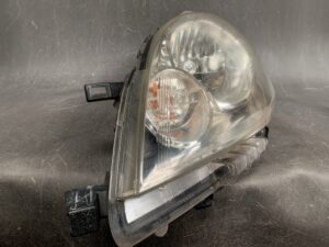 TOYOTA AQUA Prius C NHP10 Genuine Headlight ICHIKOH VALEO H005 Left Side x1