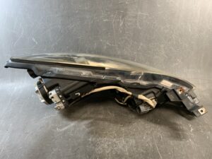 MAZDA ATENZA GH5AW Genuine HID Headlight KOITO 100-41054 Left Side x1