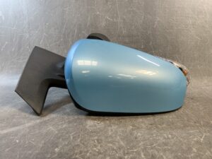 TOYOTA AQUA NHP10 Genuine Door Mirror / 027520 / TOKAI RIKA TR1001 / Right Side x1