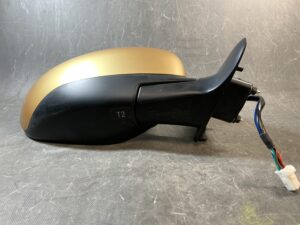 NISSAN JUKE NF15 Genuine Door Mirror 023362 Right Side x1