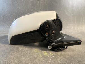 TOYOTA ESTIMA ACR30 Genuine Door Mirror Murakami 6880 Right Side x1