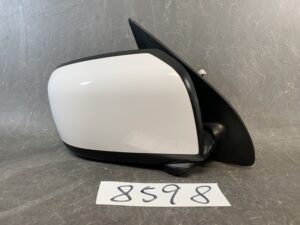 NISSAN URVAN NV350 CARAVAN E26 Door Mirror MURAKAMI 8584 8578 Right Side x1
