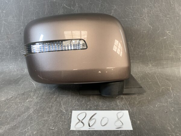 SUZUKI SOLIO MITSUBISHI DELICA D2 Door Mirror With Indicator 82K4 Right Side x1 » JDM-PARTS NZ