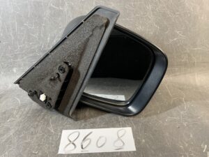 MITSUBISHI DELICA D2 MB15S Genuine Door Mirror With Indicator 82K4 Right Side x1